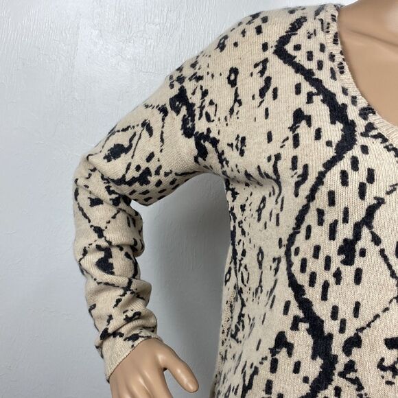 HWR for Anthropologie Monogram Wool Yak Cashmere Pullover Sweater size XS - Picture 3 of 10